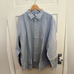 Old navy classic fit everyday shirt